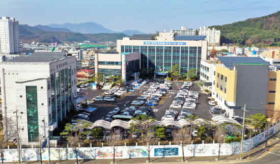 dcab929d78e2470755ec916b7ee5971e_1760430869_4825.jpg